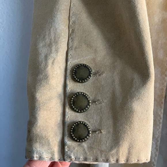 tan leather coat - Picture 5 of 8